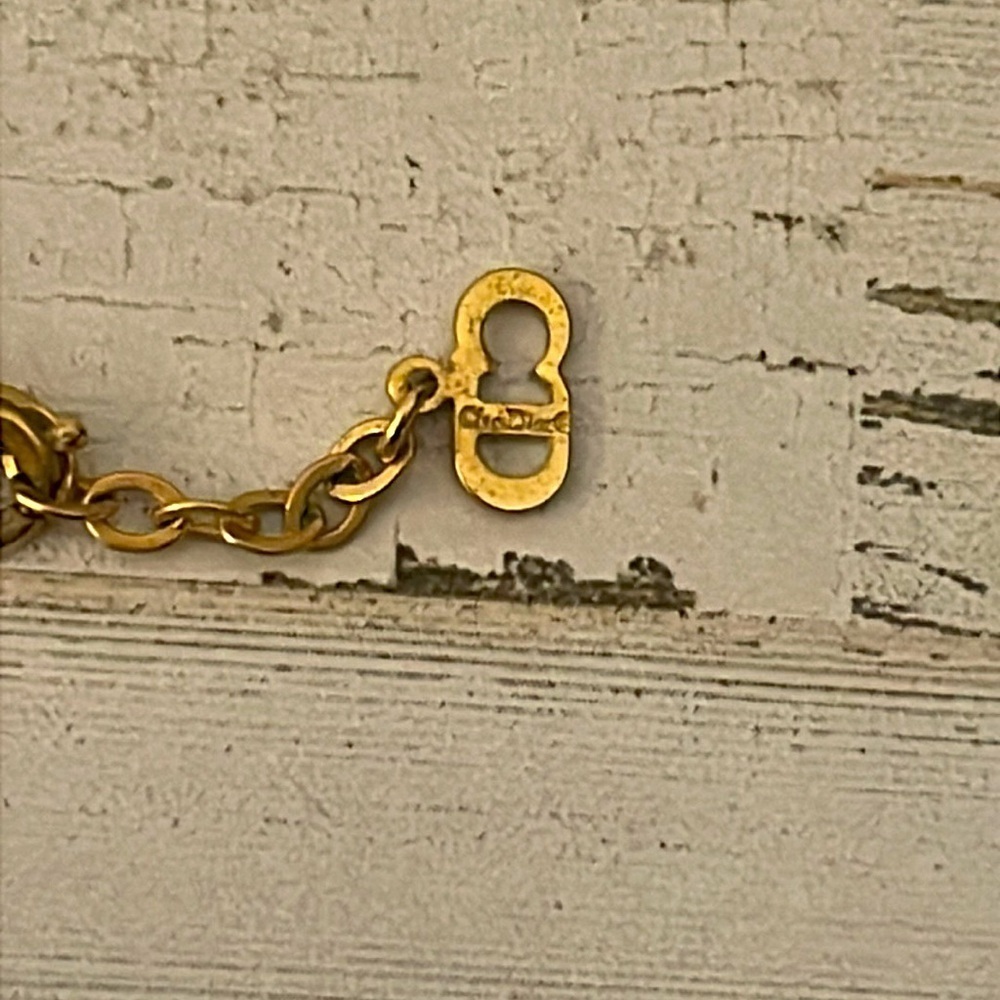 Vintage Christian Dior Gold Plated CD Pendant Necklace. - Picture 6 of 7